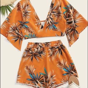COPY - Leaf print blouse and shorts Set